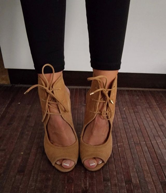 zapatos de piel  tacon carolina herrera 38 marrón