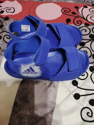 chanclas adidas usadas