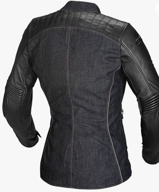 Chaqueta Alpinestar de moto chica de segunda mano por 180 EUR en Santa Cruz  de Tenerife en WALLAPOP