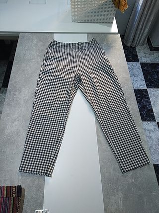 Pantalones de segunda mano en Cádiz en WALLAPOP