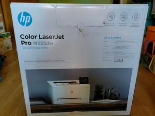 Impresora HP color laserjet pro M255dw de segunda mano por 280 EUR en  Valdepeñas en WALLAPOP