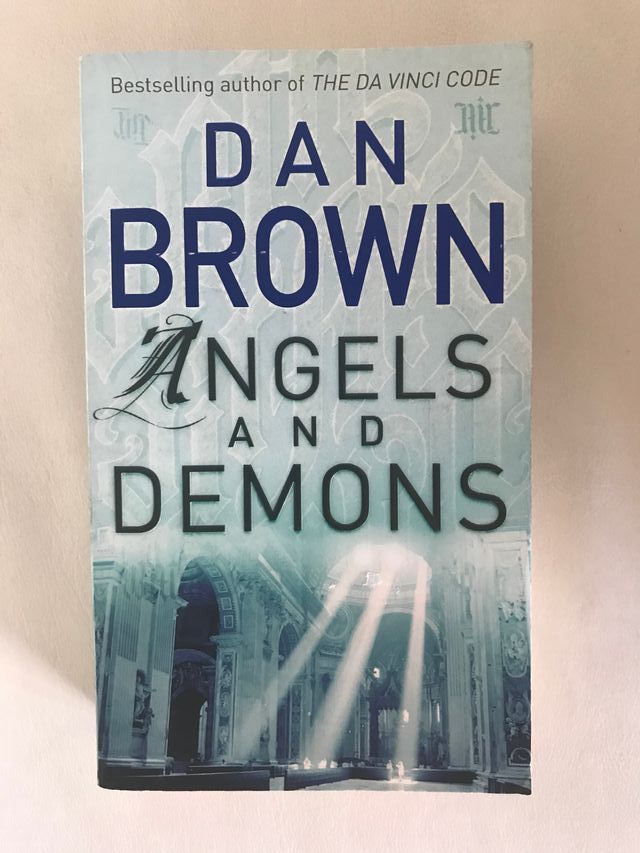 Dan Brown - Angels and Demons