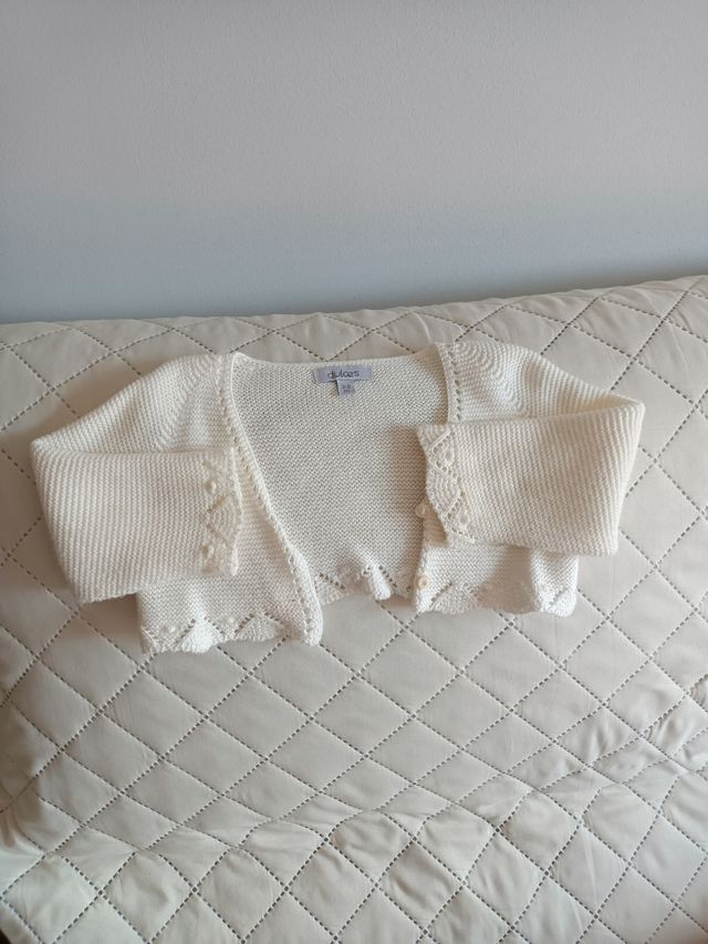 Faldón de bautizo de la firma DULCES en seda