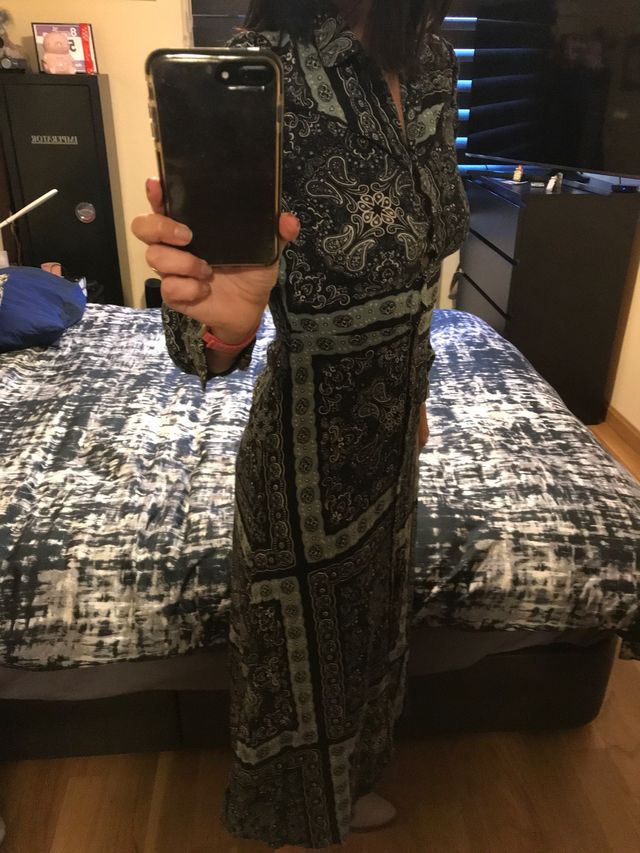 Vestido largo Stradivarius 