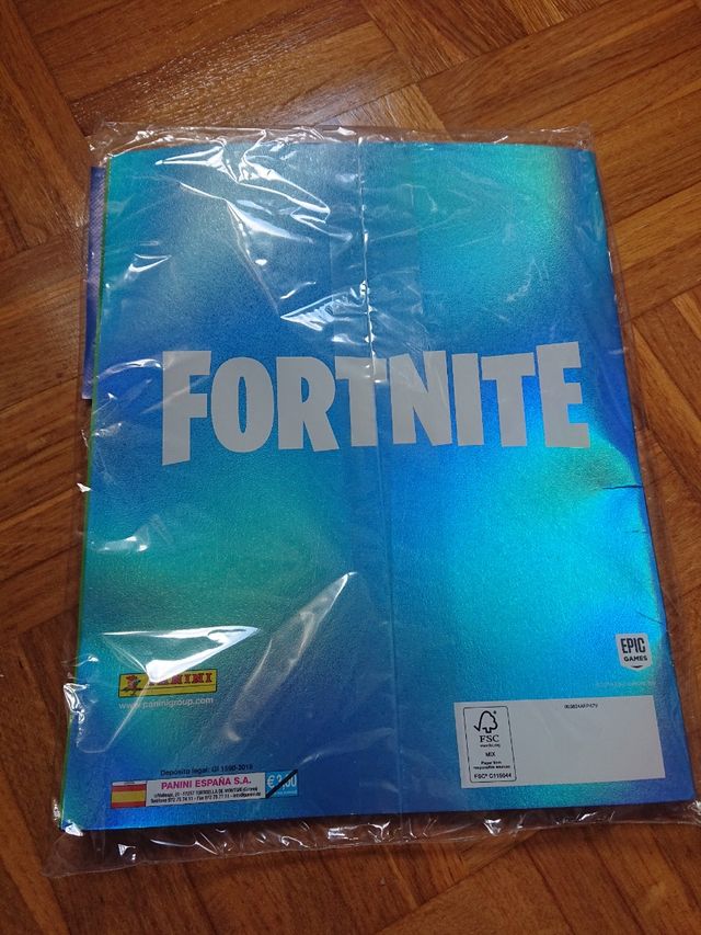 album cromos fornite, con cromos...