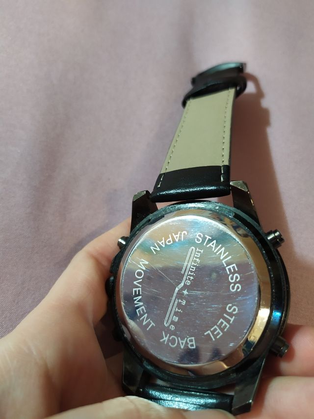 Orologio da polso Infinite+Time con due batterie