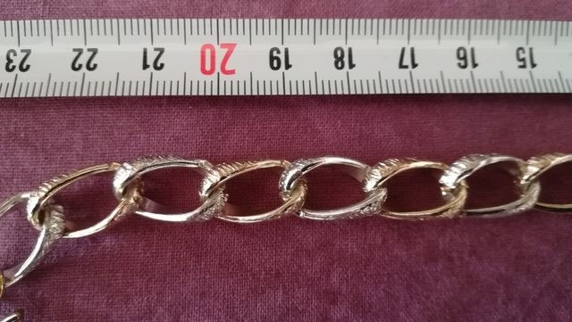 Cadena aluminio años 70