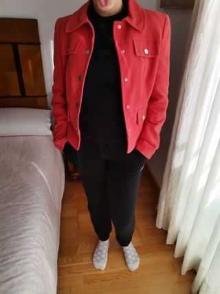 Chaqueta Purificacion Garcia de segunda mano por 20 EUR en León en WALLAPOP