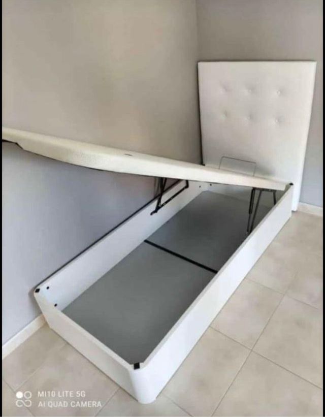 Canape de madera y colchón de viscolatex