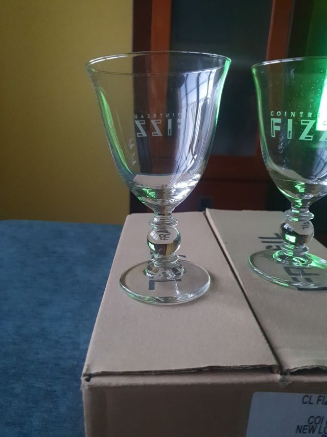 6 COPAS PRECIOSAS COINTREAU FIZZ NUEVAS!!