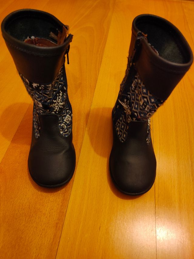 botas niña .talla 27.Buen estado