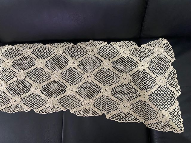 Chal de fiesta de hilo hecho a mano