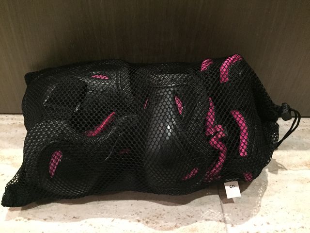 PATINES NIÑA Y PROTECCIONES