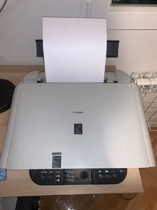 Impresora Canon con escáner de segunda mano por 15 EUR en Madrid en WALLAPOP