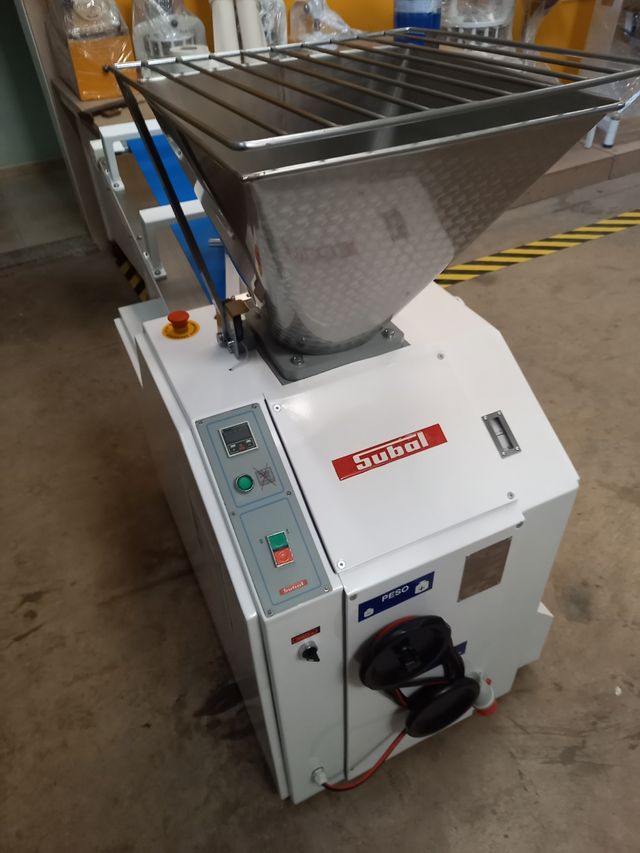 pesadora divisora panadería