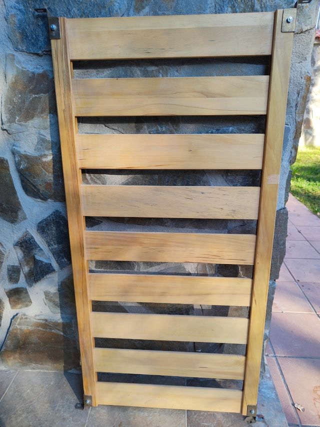 cuna Alondra muy bonita, Faltan solo los tornillos