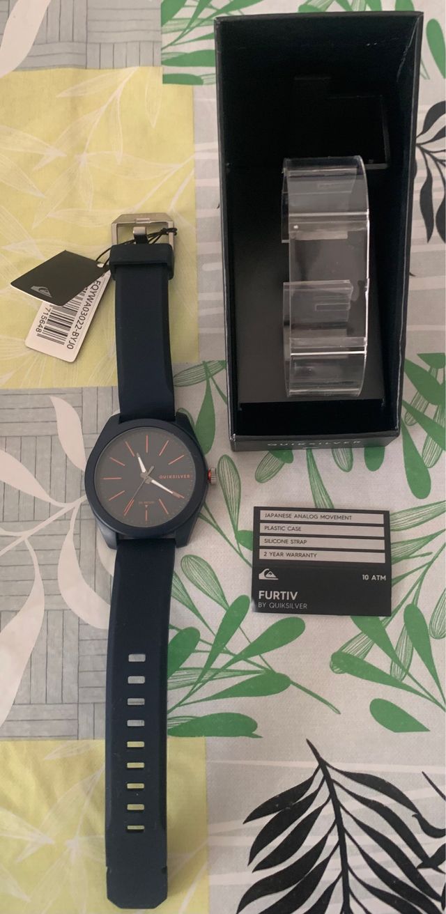 RELOJ QUICKSILVER FURTIV NAVY SIN ESTRENAR