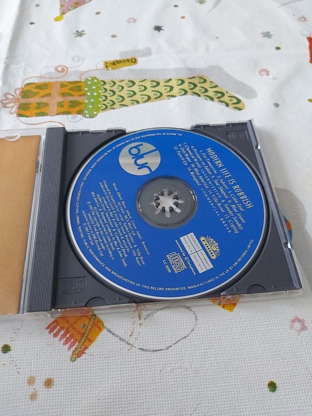 cd original, Blur "modern life is rubbish"