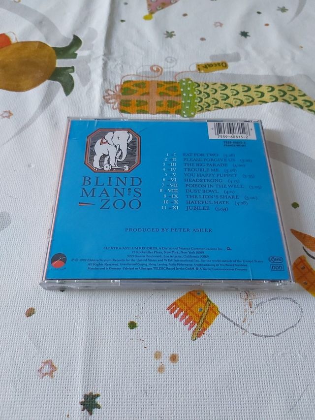 cs 10000 maniacs "Blind man's zoo"