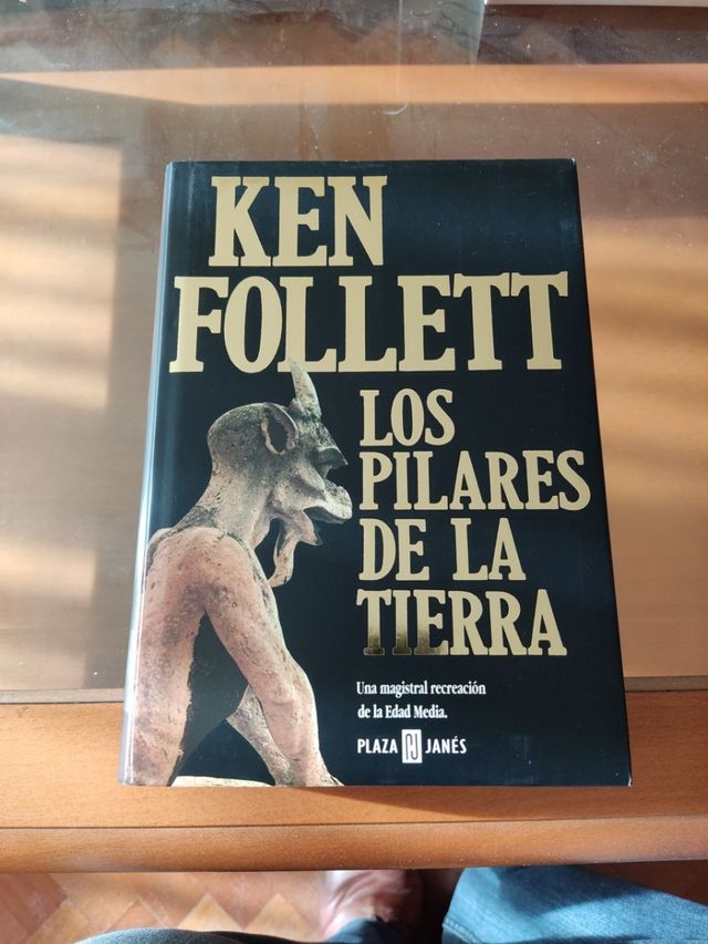 Los pilares de la tierra, de Ken Follet