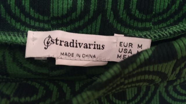 camiseta Stradivarius mujer talla bastante pequeña