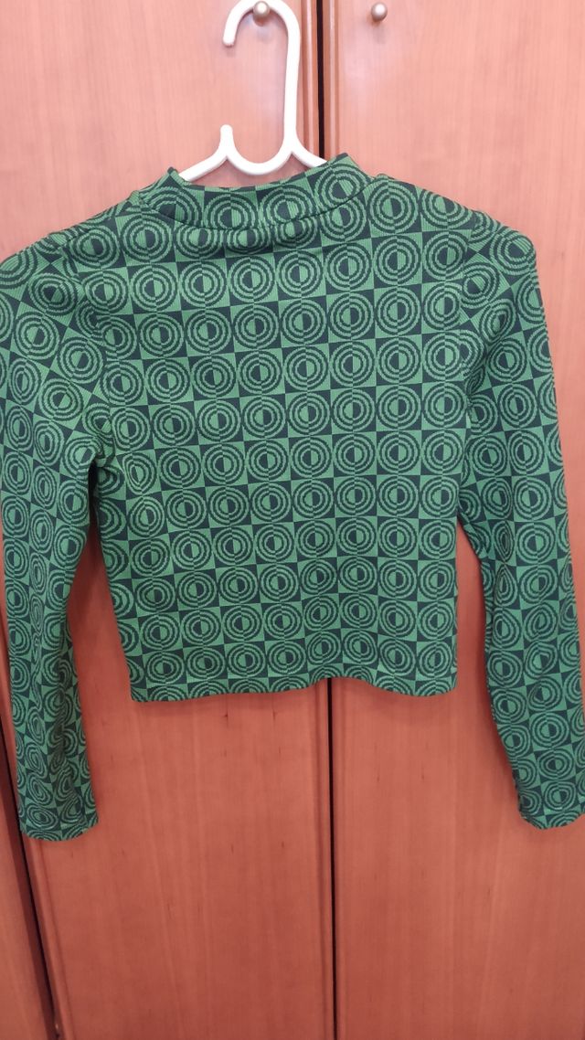 camiseta Stradivarius mujer talla bastante pequeña
