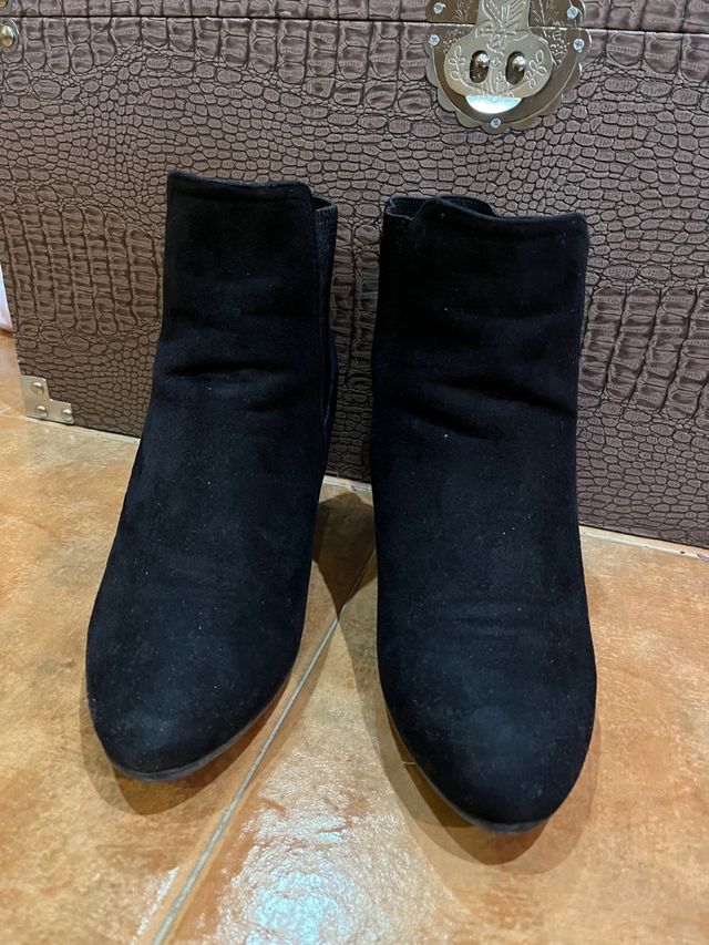 Botines negros