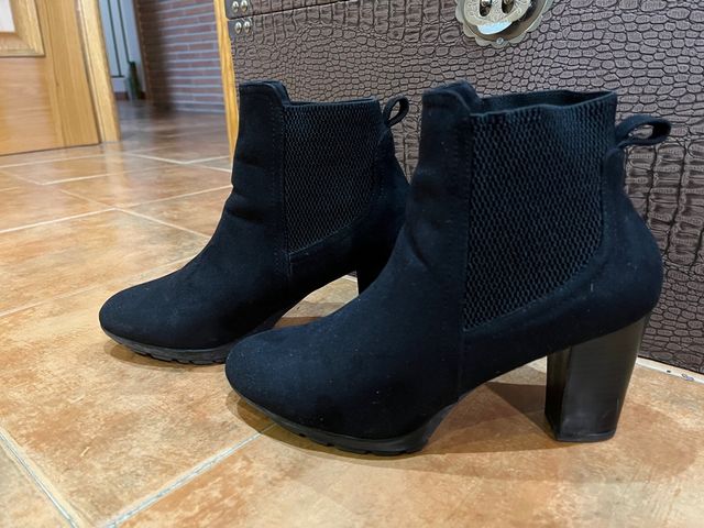 Botines negros