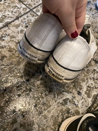 Converse plataforma cuero bajas blancas de segunda mano por 7 EUR en Sant  Boi de Llobregat en WALLAPOP
