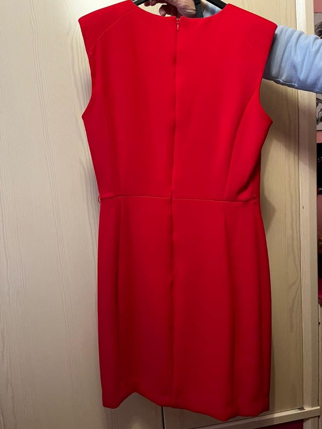 Vestido MIDI rojo con cinturon