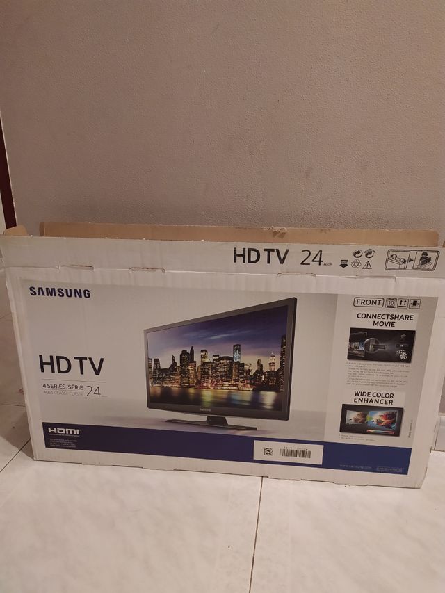 Televisor Samsung 24" pantalla rota