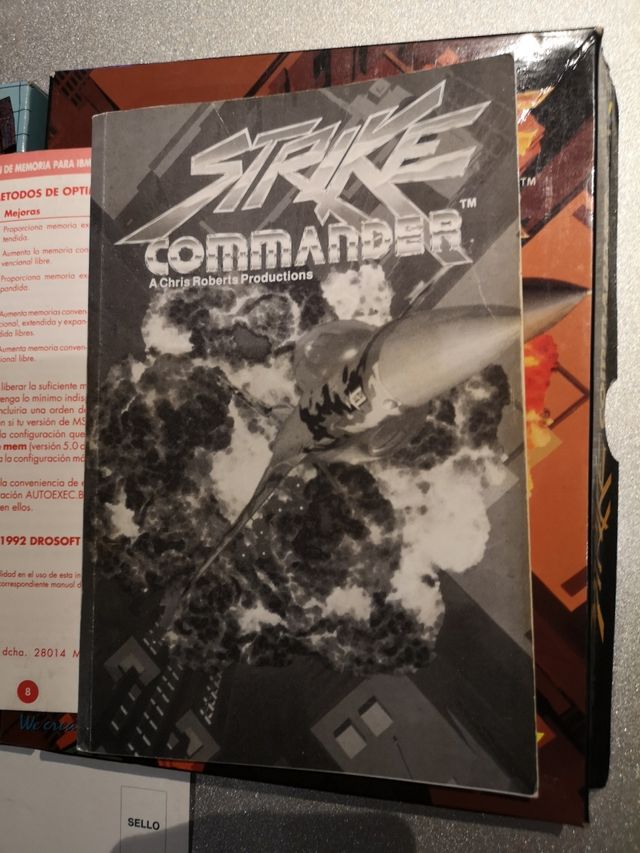 juego PC STRIKE COMMANDER