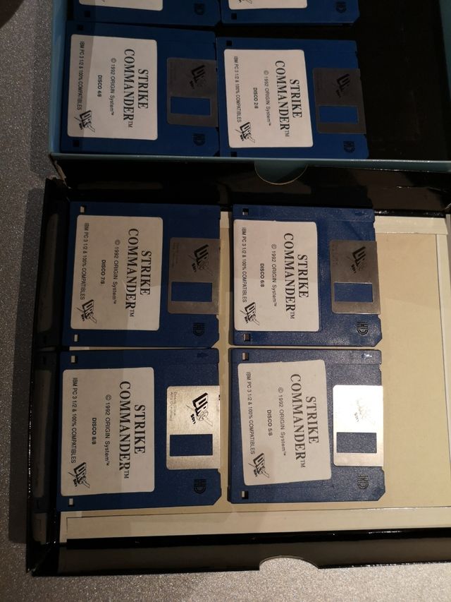 juego PC STRIKE COMMANDER