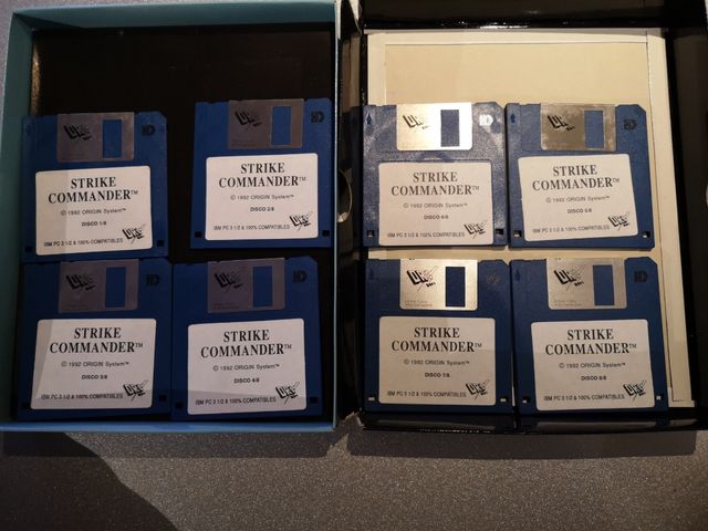 juego PC STRIKE COMMANDER