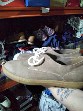 Dos botas hombre de mango de segunda mano por 10 EUR en Madrid en WALLAPOP