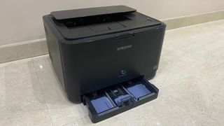 Samsung CLP 315 de segunda mano por 30 EUR en Jaén en WALLAPOP