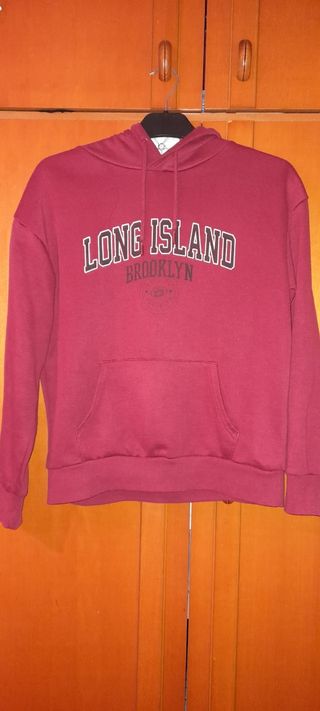 Sudadera Roja Primark de segunda mano por 7,5 EUR en Burgos en WALLAPOP