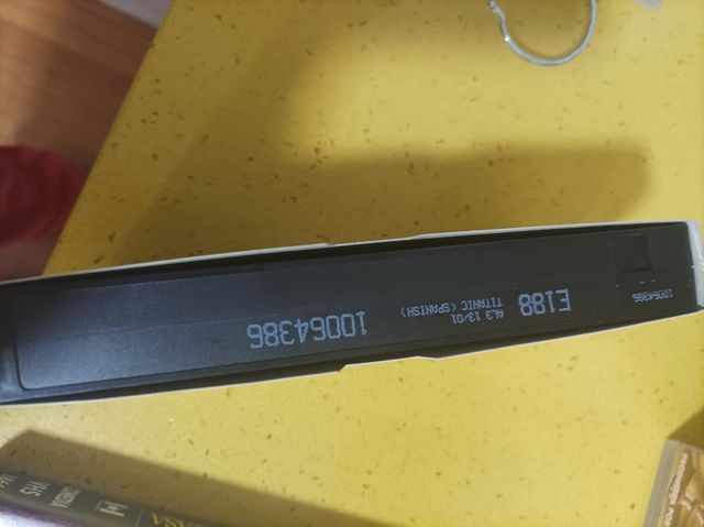 película original Titanic en video ,