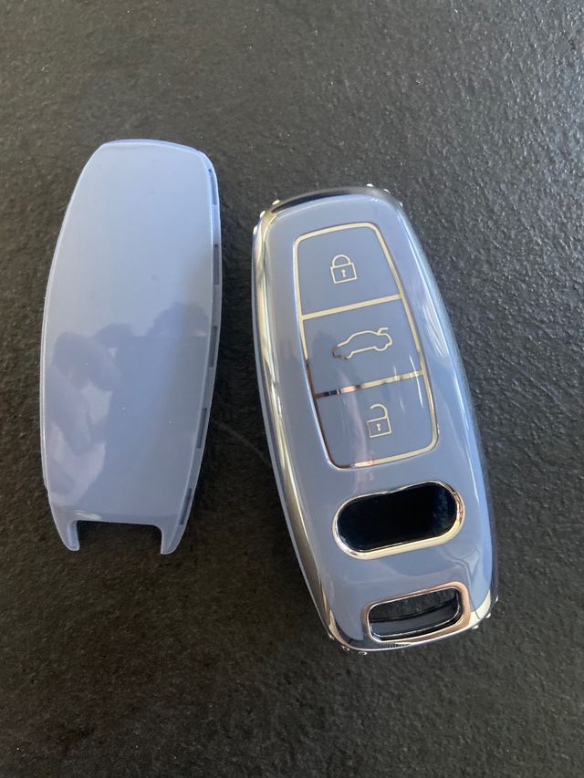 Tampa de chave Audi Q8, C8, A6, A7, A8