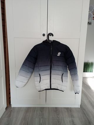 Plumas Siksilk de segunda mano por 25 EUR en Alcorcón en WALLAPOP