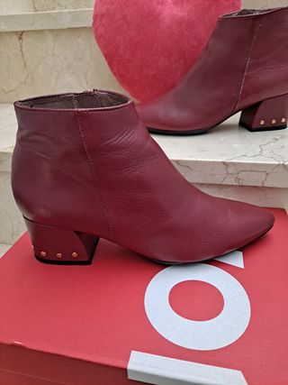 Botines Piel Wonders de segunda mano por 25 EUR en Toledo en WALLAPOP