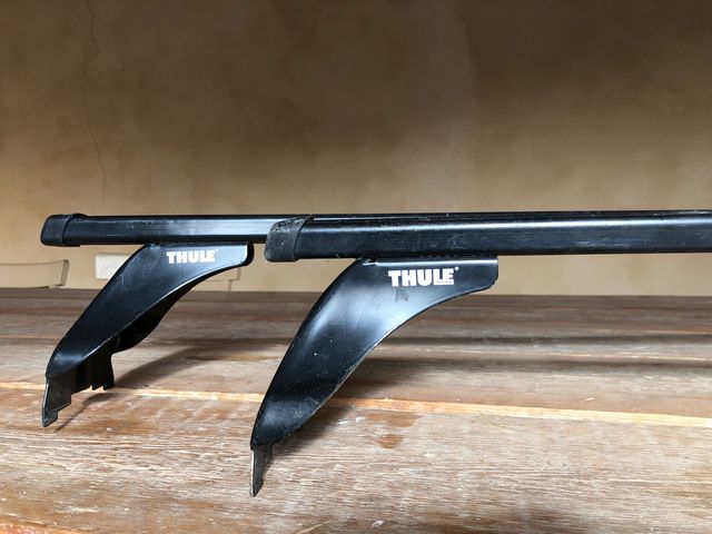 🚗 THULE Barras de techo y porta esquis Focus C-max