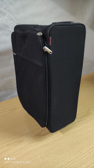 MALETA DE CABINA PLEGABLE IKEA de segunda mano por 8 EUR en Badalona en  WALLAPOP