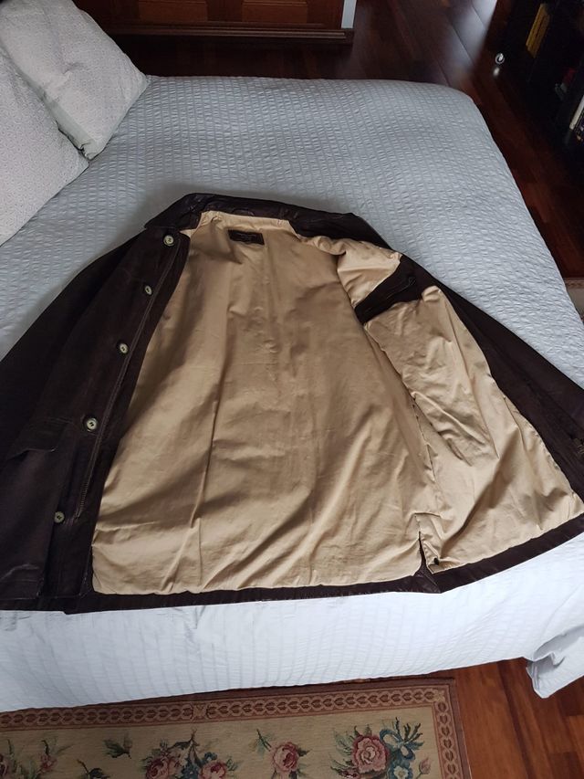 Cazadora Cuero autentico Massimo Dutti T42