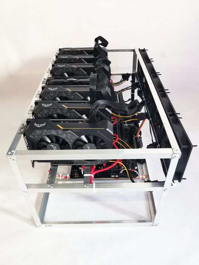 Rig de minería con 7 GTX 1660 ti ( 210mh/s, 570w)