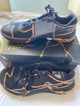 Nike Metcon 7 edición Mat Fraser de segunda mano por 200 EUR en Arroyo de  La Miel en WALLAPOP