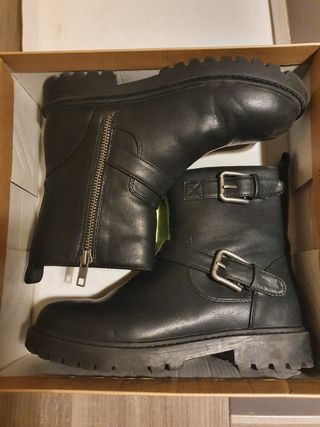 BOTA LLANERA NEGRA/AMARILLA TALLA 35 VENUS | Kywi tienda en línea