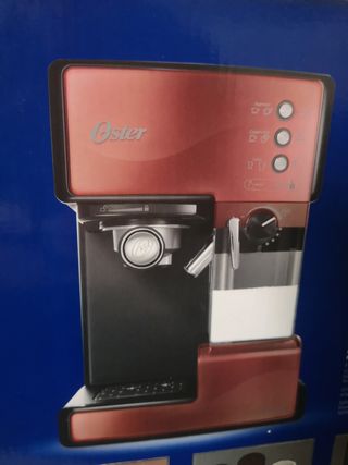 Cafetera Oster Primalatte de segunda mano por 60 EUR en Fuenlabrada en  WALLAPOP
