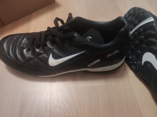 Zapatillas fútbol Nike zoom air turf talla 11,5K de segunda mano por 15 EUR  en Zaragoza en WALLAPOP