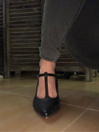 Zapatos tacón número 38 Tino Gonzalez. En Jerez. de segunda mano por 8 EUR  en Solete Alto en WALLAPOP